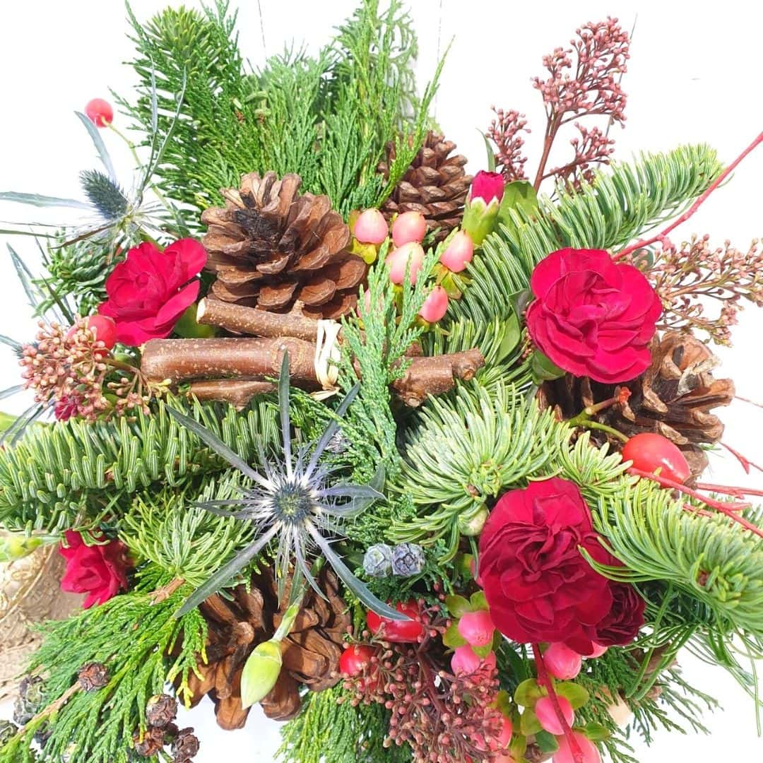Christmas Table Arrangement