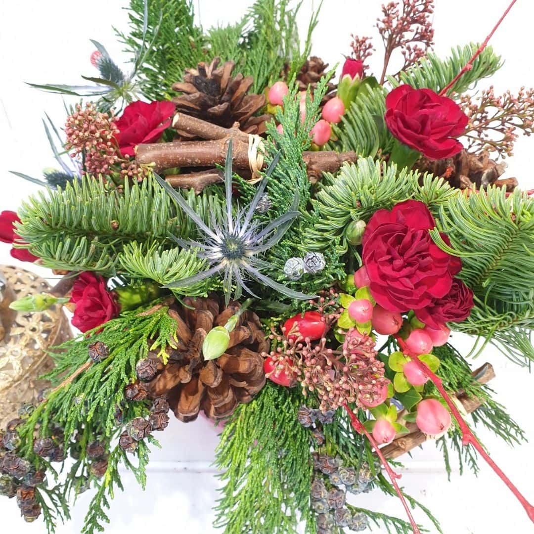 Christmas Table Arrangement